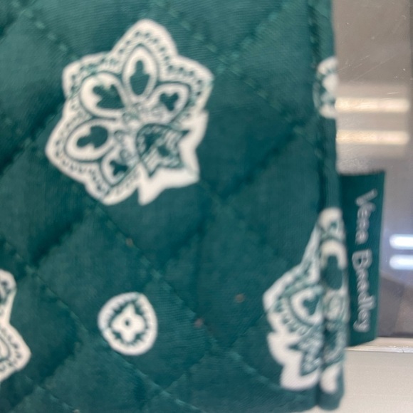 VERA BRADLEY NEW YORK JETS ZIP QUILTED WALLET!!!! New! - Picture 4 of 5